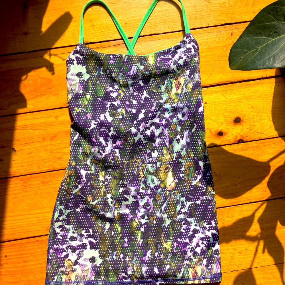 Lululemon Tank!